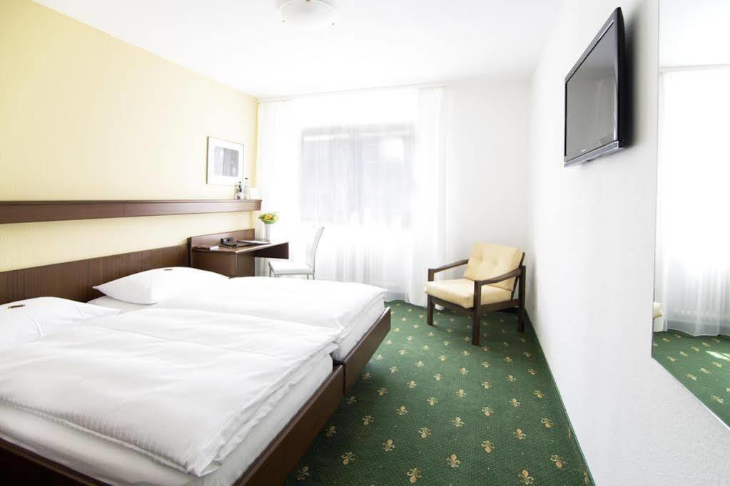 Hotel Am Kupferhammer Tuebingen Ngoại thất bức ảnh